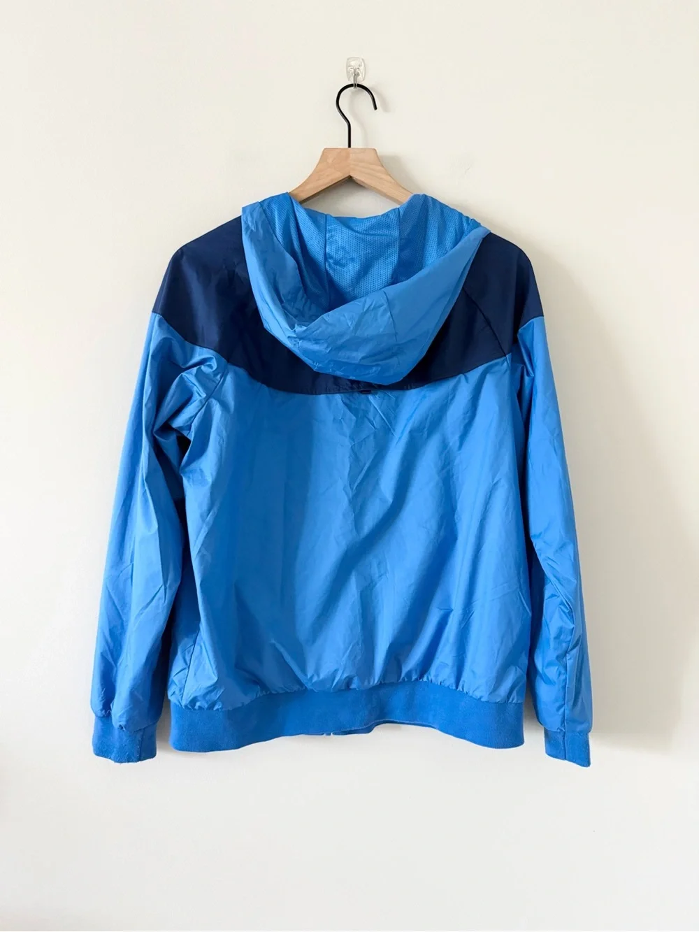 Nike Youth Two-Tone Blue Hooded Lightweight Jacket Green Logo Size XL